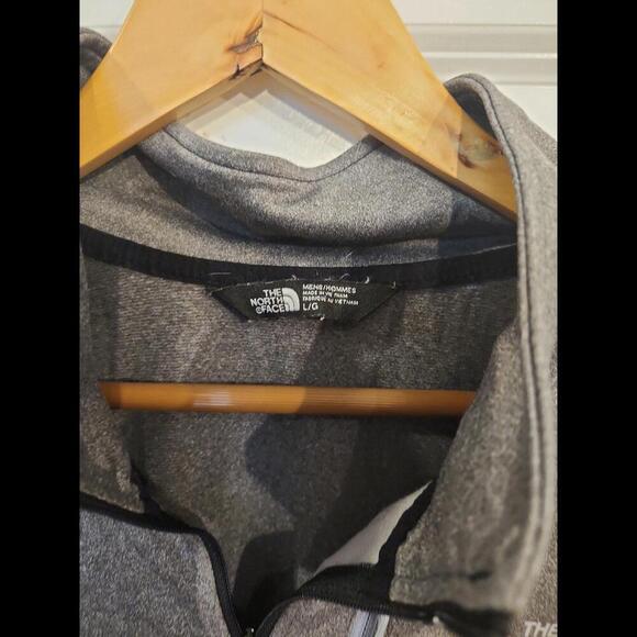 The‎ North Face Jacket - Picture 2 of 3